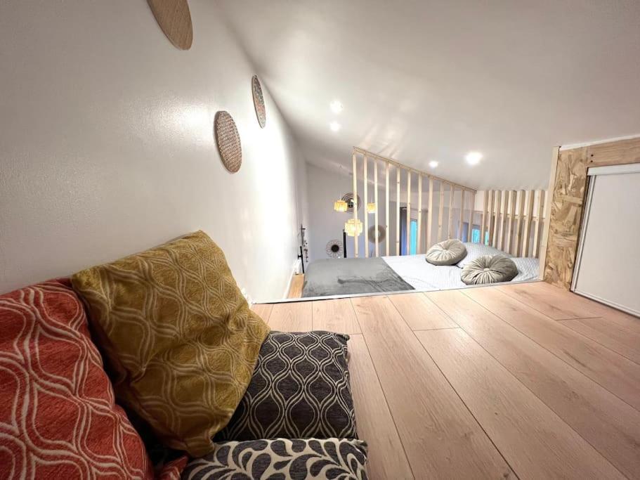 Jolie Mini Maison Lovely Tiny House Vitry-sur-Seine Bagian luar foto