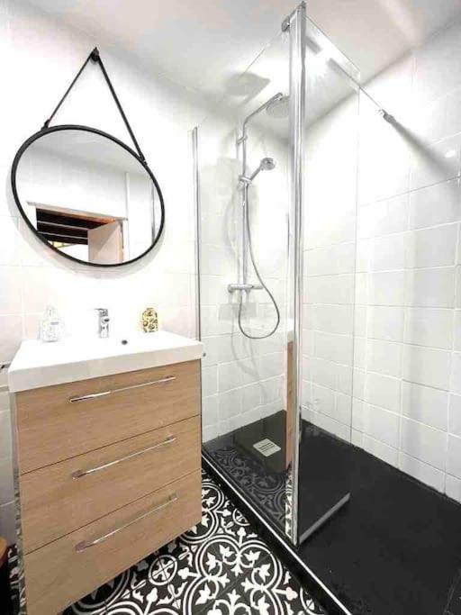 Jolie Mini Maison Lovely Tiny House Vitry-sur-Seine Bagian luar foto