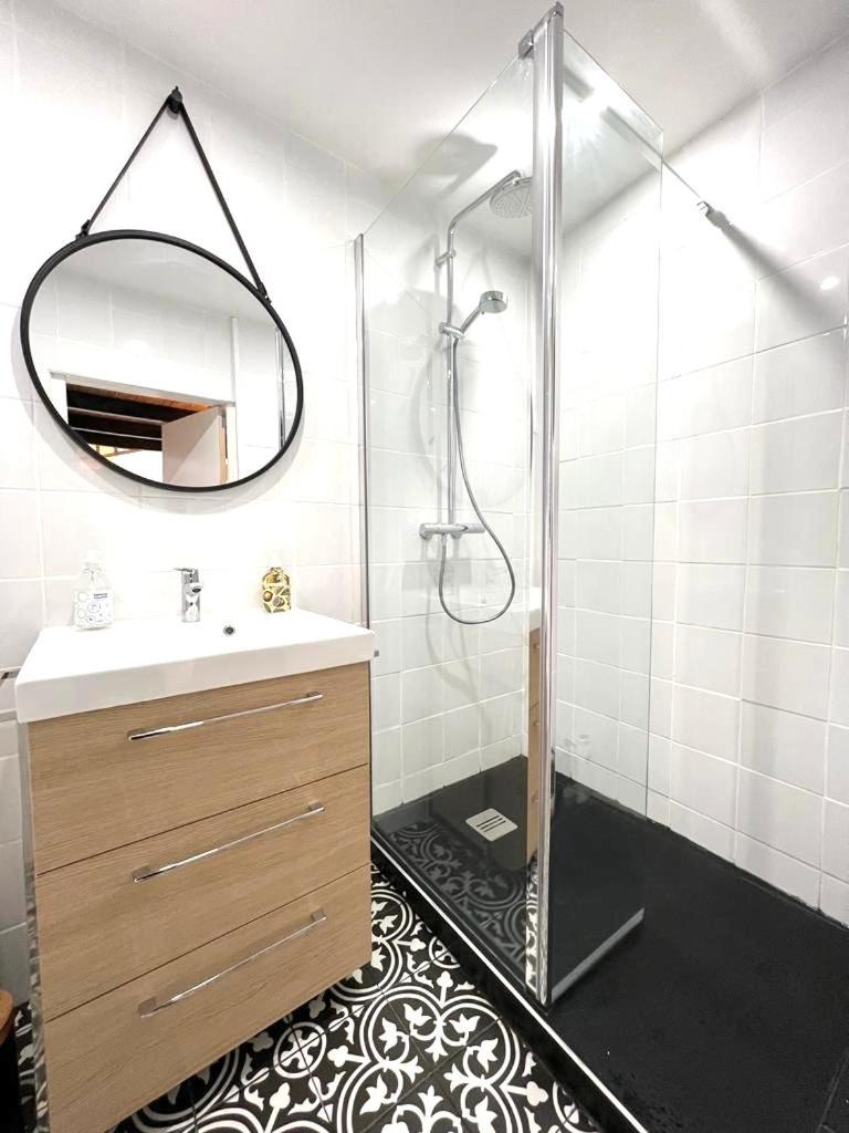 Jolie Mini Maison Lovely Tiny House Vitry-sur-Seine Bagian luar foto
